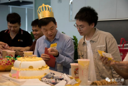 “汇”聚爱,深圳ML.COM米兰,三维3—4月集体生日会如约而至